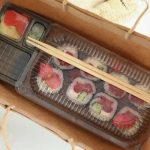 Kemasan Mika Membantu Produk Terlihat Premium